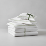 Parure Literie Blanche & Broderie Verte Gill Landy